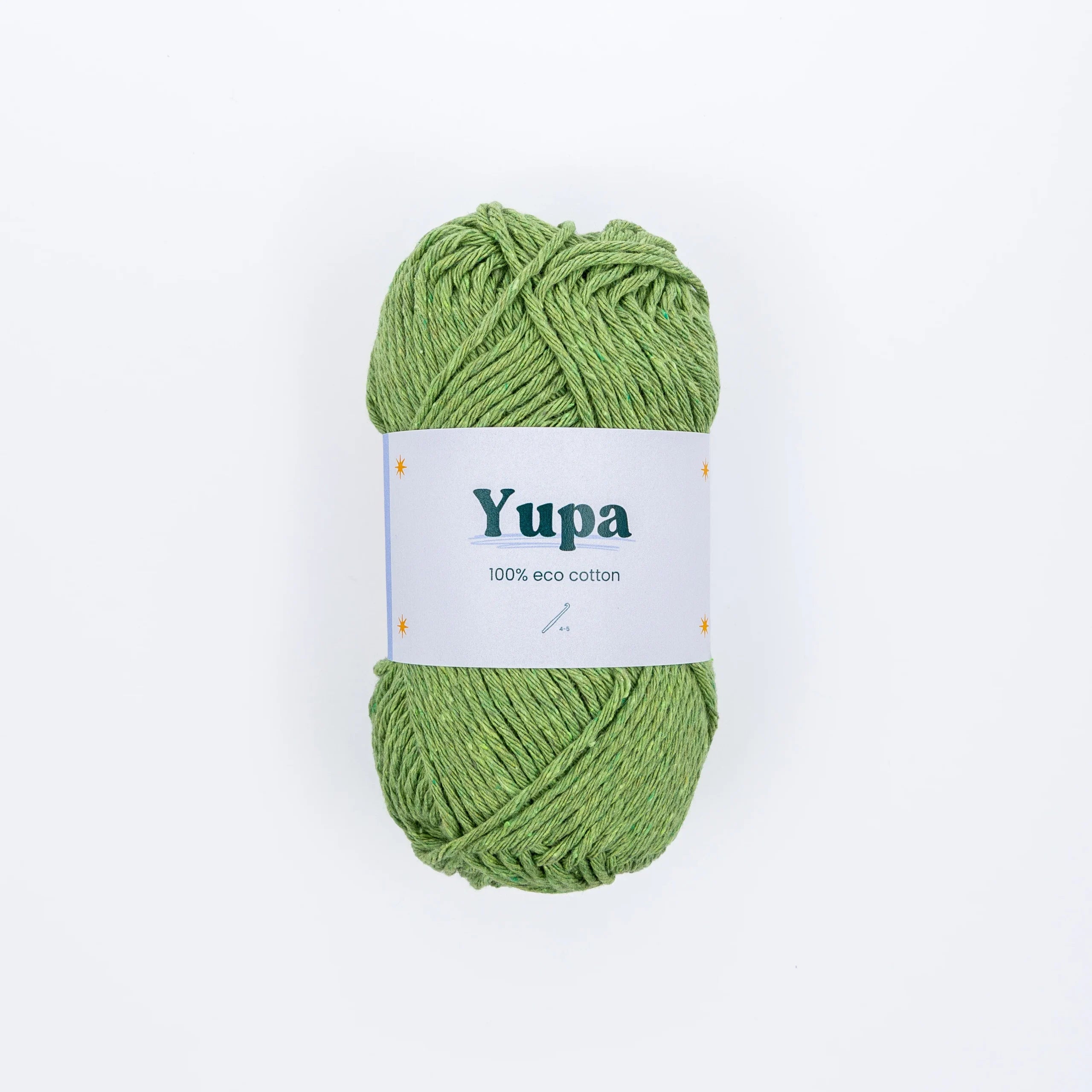 Yupa Eco Cotton garen van Haakspot in de kleur groen op een witte achtergrond.