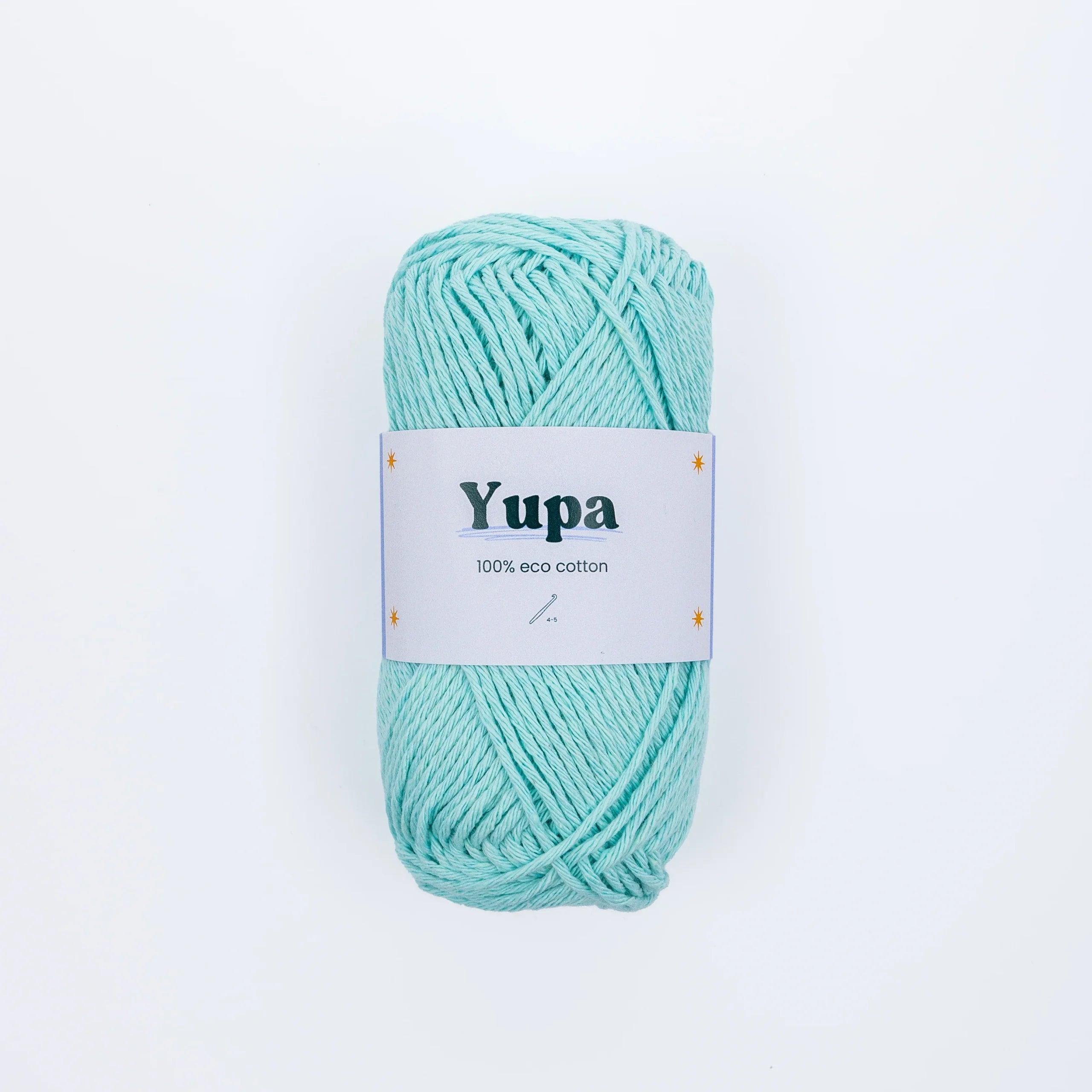 Yupa Eco Cotton garen van Haakspot in de kleur lichtblauw op een witte achtergrond.