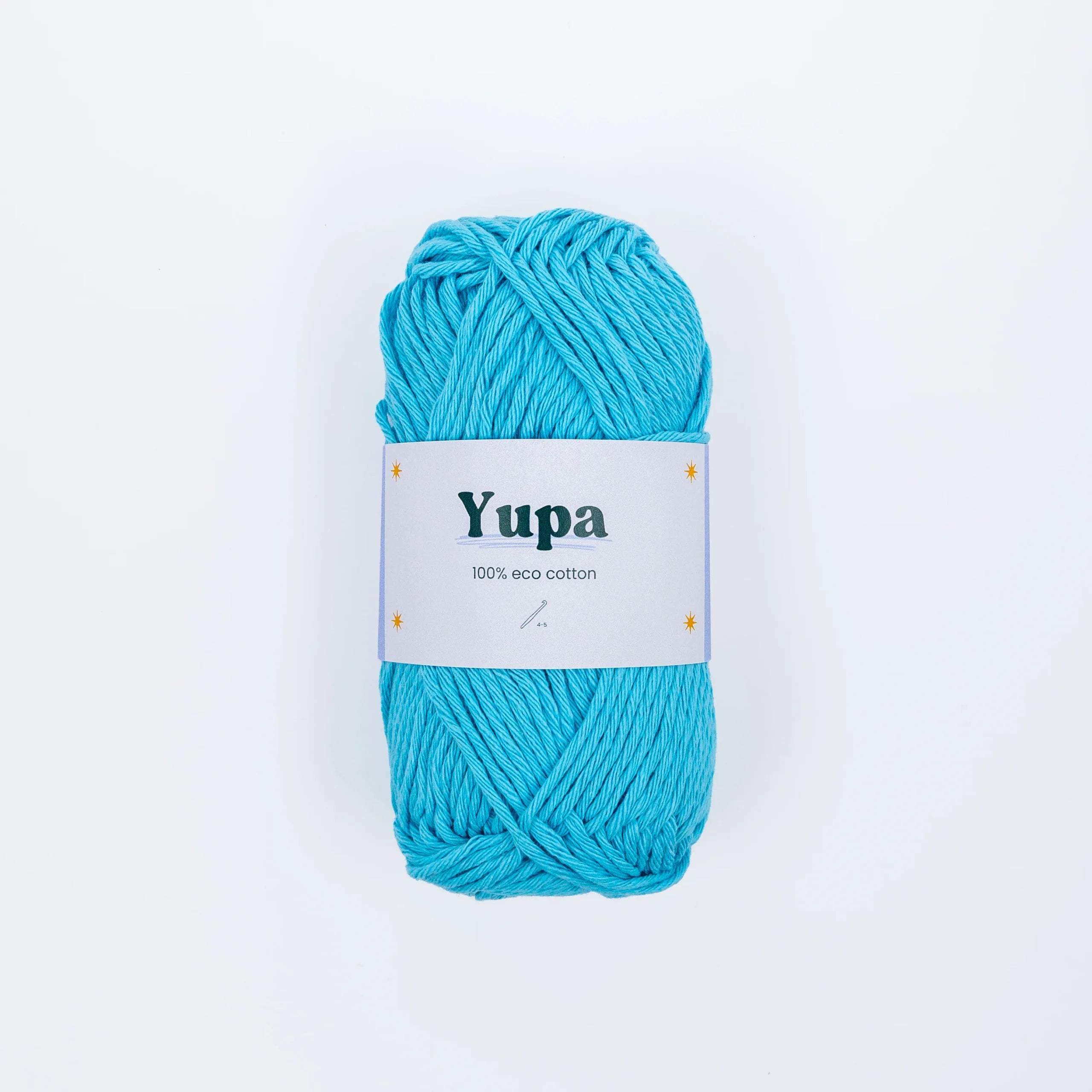 Yupa Eco Cotton garen van Haakspot in de kleur blauw op een witte achtergrond.