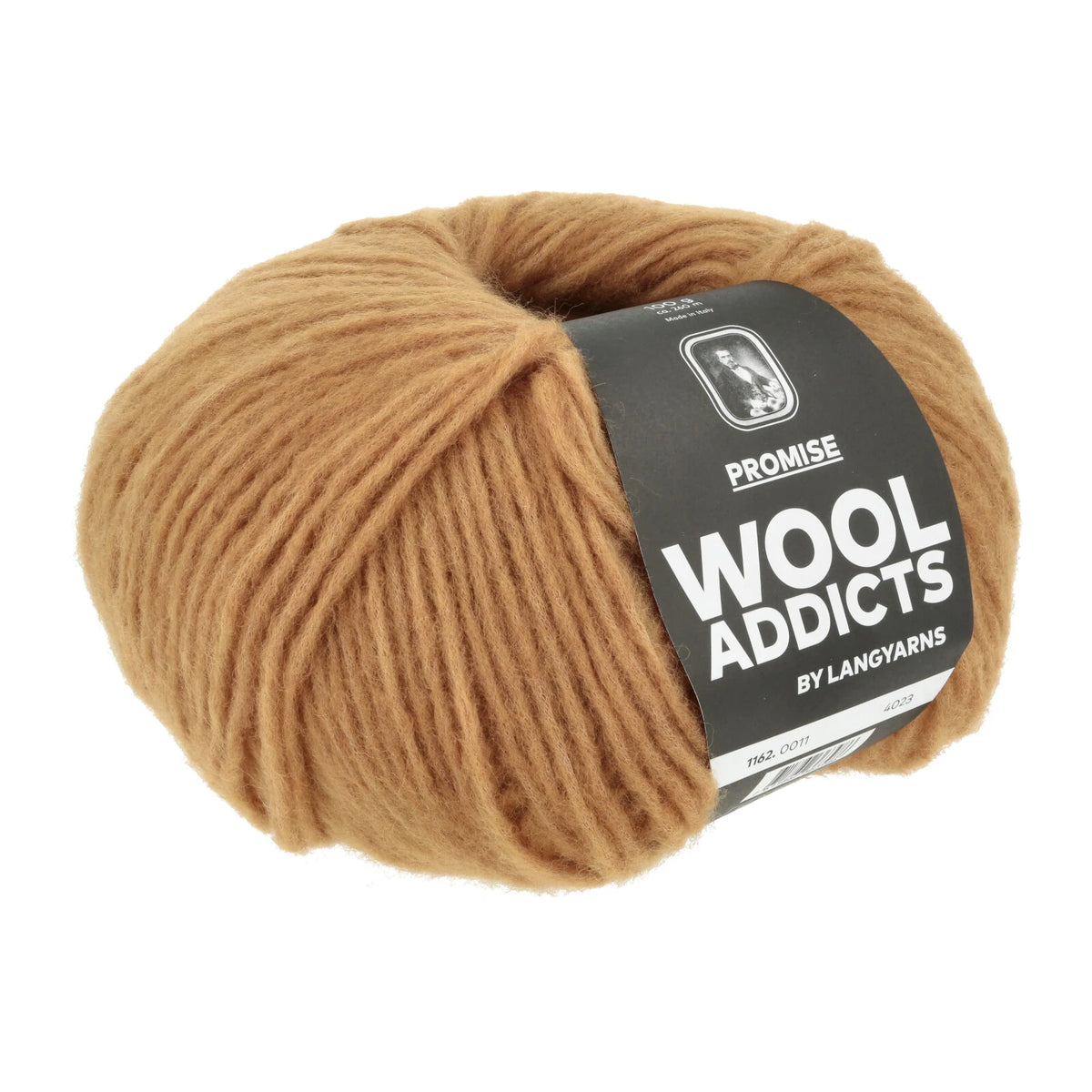 Lang Yarns Promise in kleur Cognac 0011, bol garen met Wool Addicts-banderol op een witte achtergrond.